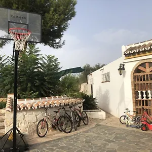 Cubo's Fina & Minigolf Included Villa